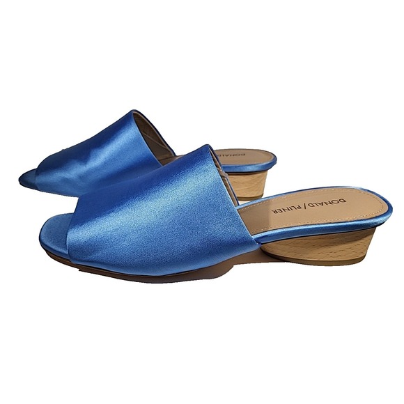 Donald Pliner Rimini Cerulean Blue Satin Slide Sandals Heels Women's Size 9 - Picture 3 of 13